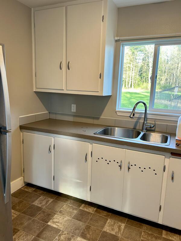 Building Photo - 9022 Valley View Rd