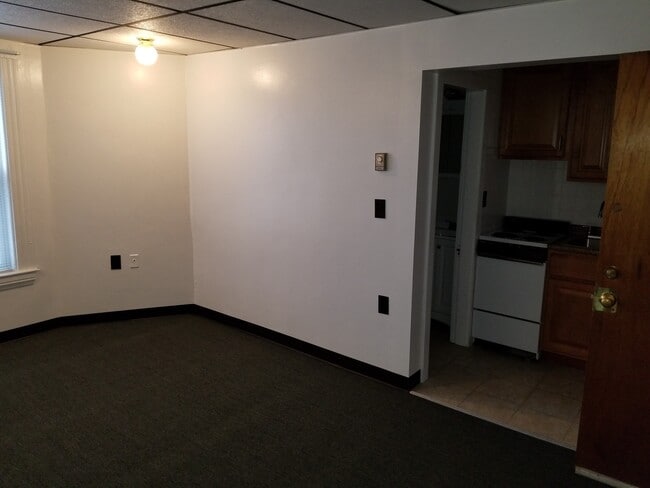 Building Photo - 115 Mechanic St