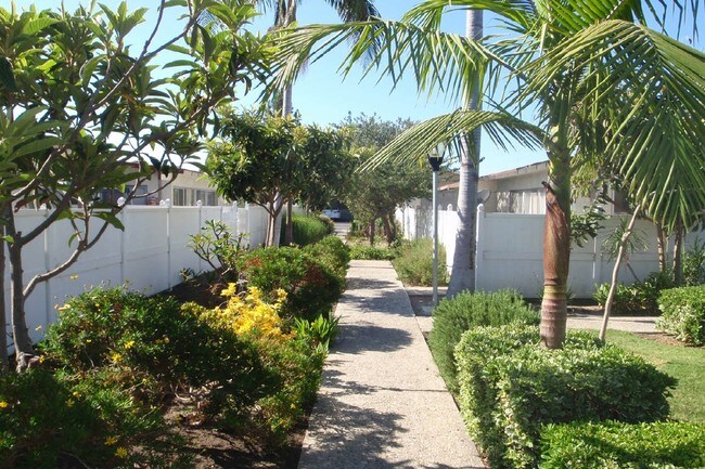 Foto del edificio - Garden Apartments