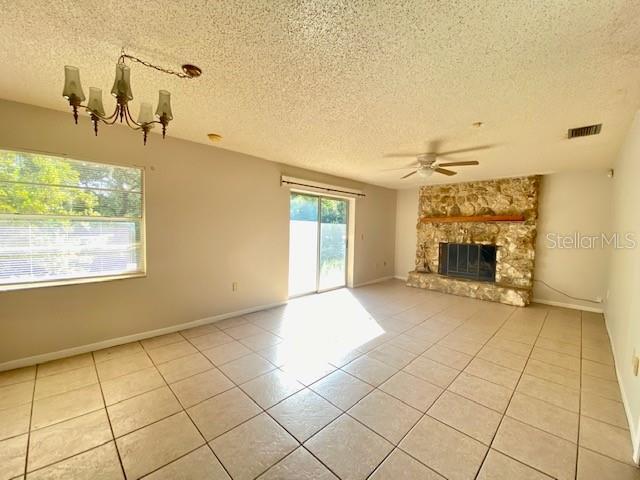 Building Photo - 25946 Pine Ridge Rd