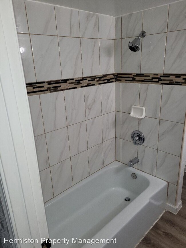 Foto del edificio - 3 br, 1 bath House - 30468 Margaret Ave