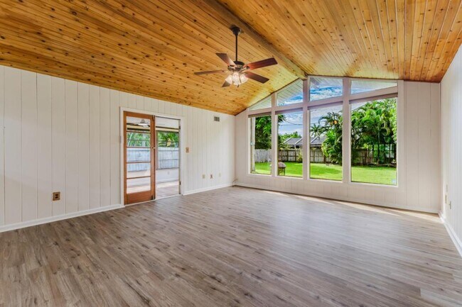 Building Photo - 1310 La Faunce Way