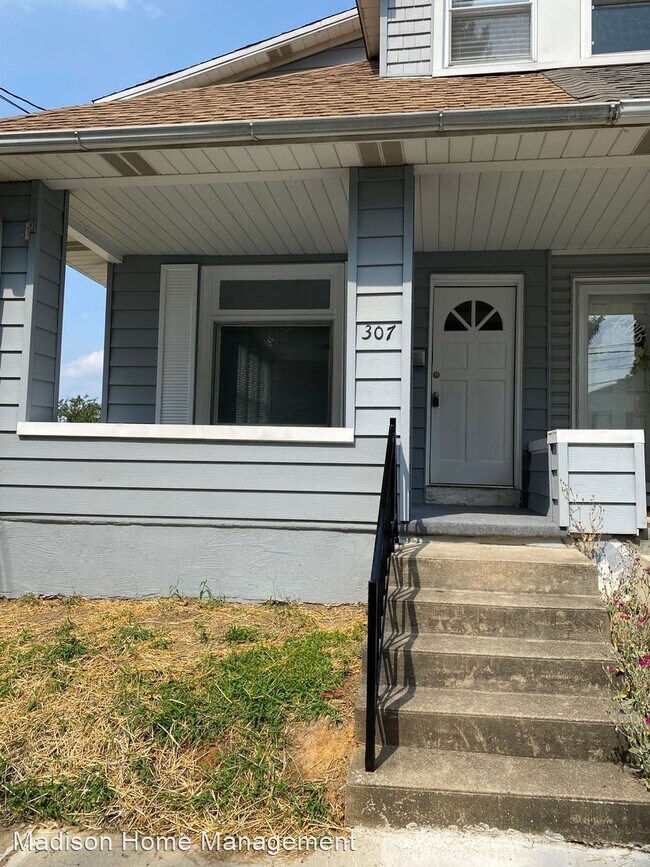 Building Photo - 2 br, 1 bath House - 307 Delong Ave
