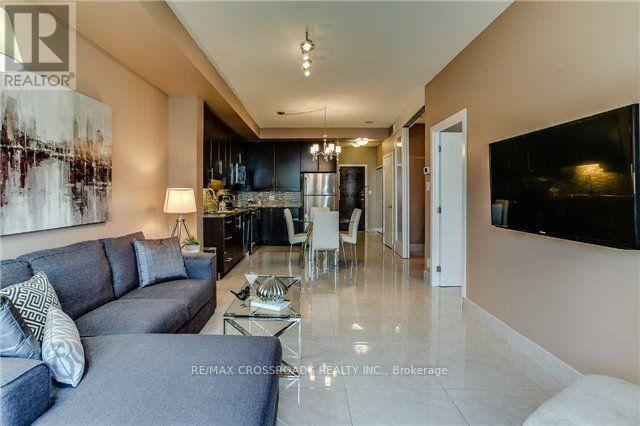 Photo du bâtiment - 33 Bay St.