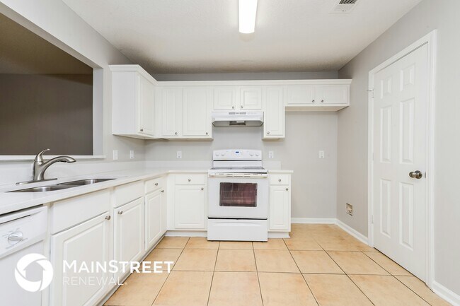 Building Photo - 3667 Sapphire Ct