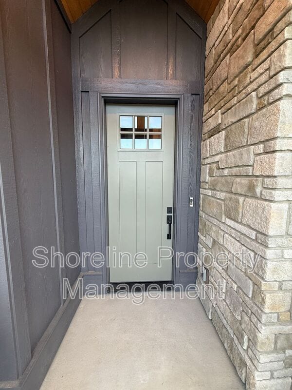 Building Photo - 2009 Freya Ct