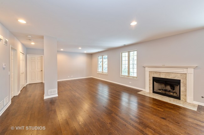 Building Photo - 20 Beaconsfield Ct