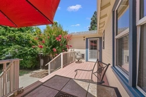 Building Photo - 612 Orange Grove Way