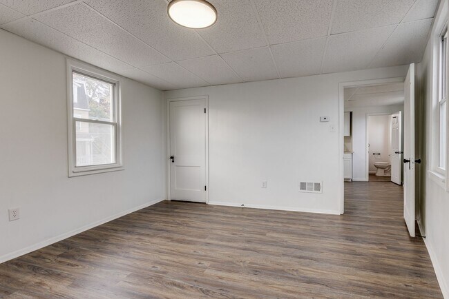 Foto del edificio - 1931 Arlington Ave