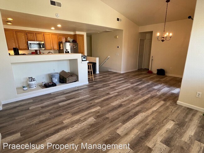 Building Photo - 2 br, 2 bath House - 2540 Garnet Peak Road