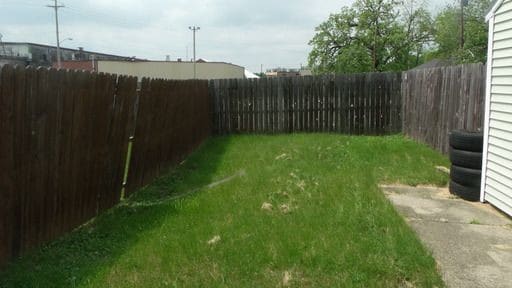Building Photo - SPRINGFIELD OH - 2 BED 1 BATH APT - 500