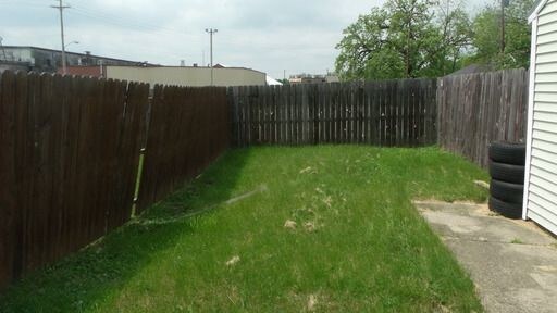 Foto del edificio - SPRINGFIELD OH - 2 BED 1 BATH APT - 500