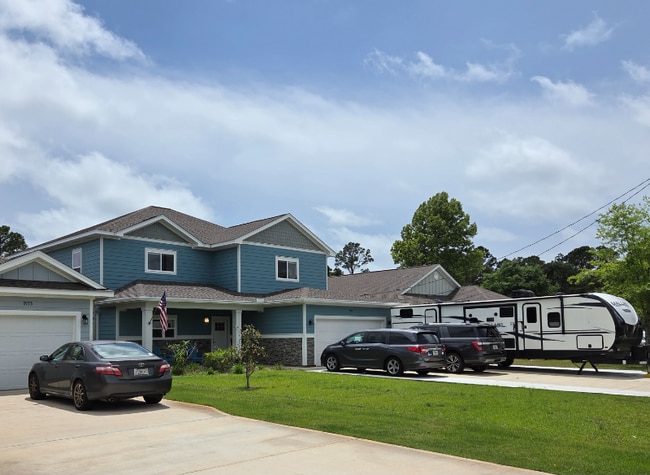 Building Photo - 9149 Timber Ln