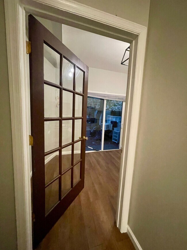 Foto del edificio - 162 Nelson Ave