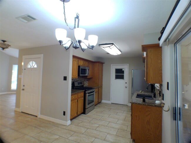 Building Photo - 4422 Haiti Ln