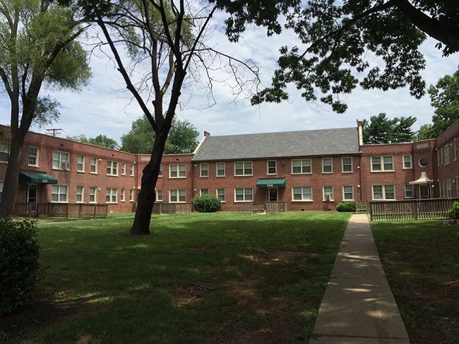 Building Photo - Ashburton Woods Apartments