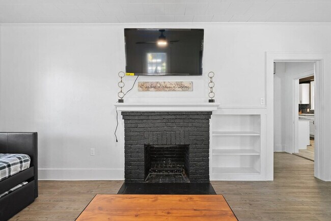 Foto del edificio - 1829 Hollenbeck Dr