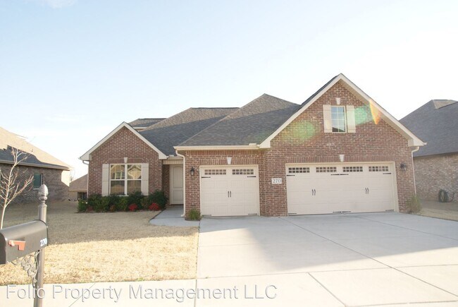 Foto del edificio - 3 br, 2 bath House - 270 Dustin Lane