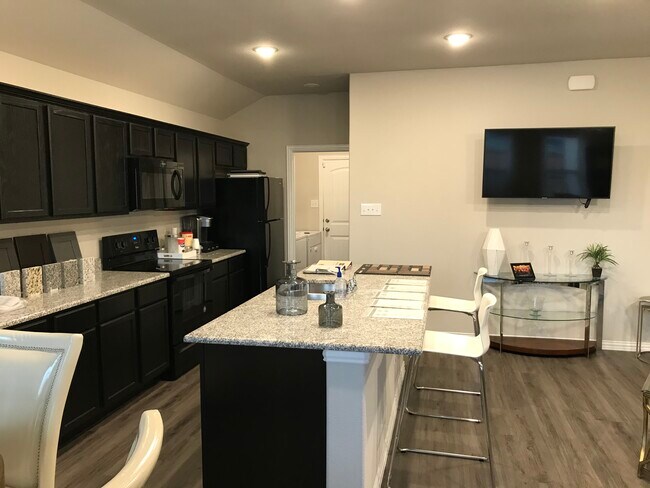 Furniture not included, picture of model - 2532 Jax St