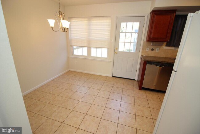 Foto del edificio - 17 Fieldstone Ln