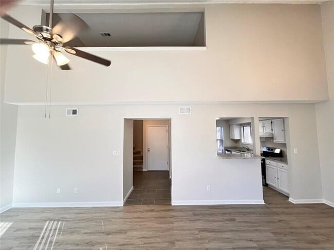 Building Photo - 480 Padens Chase Ct