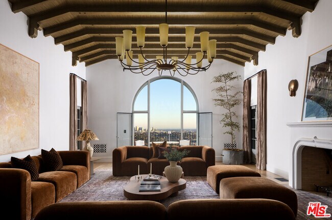 Foto del edificio - 4048 Farmouth Dr