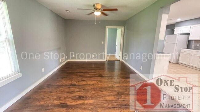 Foto del edificio - Updated 4 Bedroom, 2 Bath home in South Ka...
