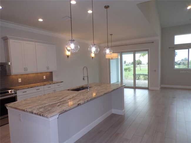 Foto del edificio - 3655 Bal Harbor Blvd