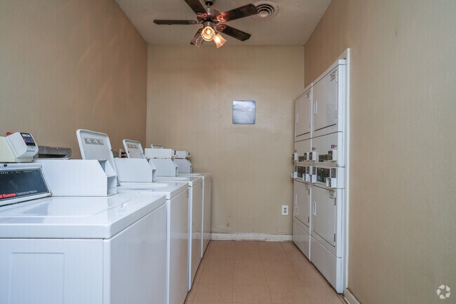 Cuarto de lavado - Hampton House
