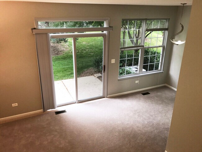 Building Photo - 2938 Rutland Cir