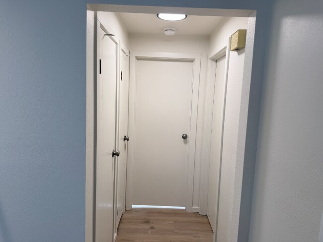 Foto del edificio - 223 E St NE