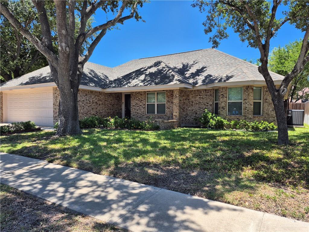 Foto principal - 3112 Swallow Ave