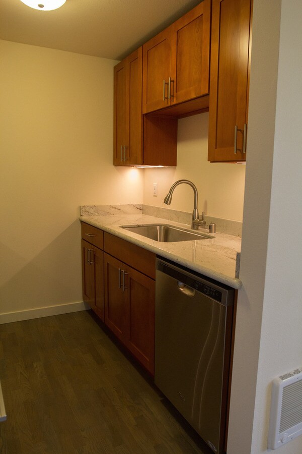 Foto del edificio - 4431 Evanston Ave N