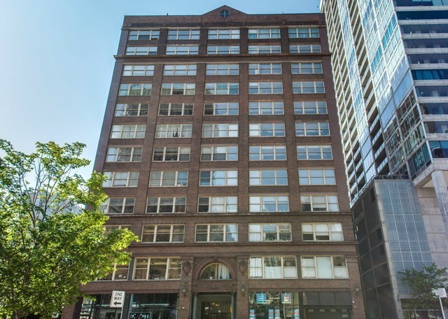 Foto principal - 161 W Harrison St
