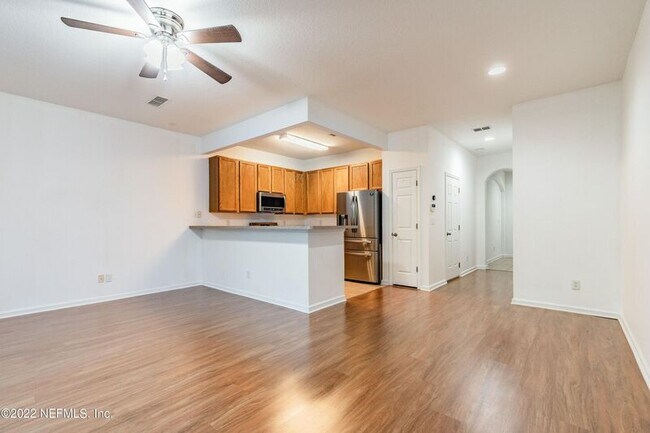 Foto del edificio - 5737 Parkstone Crossing Dr