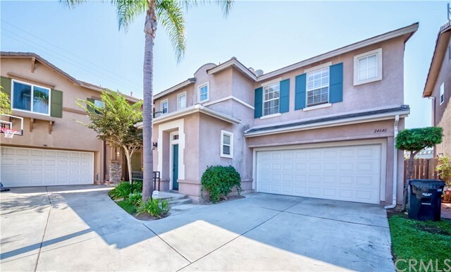 Foto principal - 24646 Maple Ln