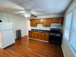 Building Photo - 62 Westmore Rd
