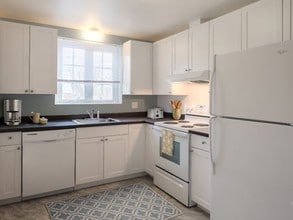 Captain Parker Arms photo'