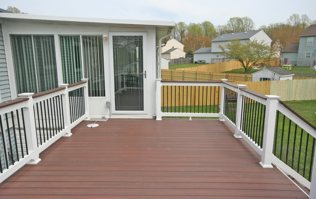 Building Photo - 509 Pacer Dr