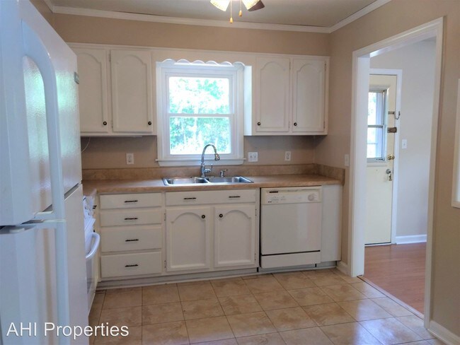 Building Photo - 5 br, 2 bath House - 3712 Fox Trail Circle