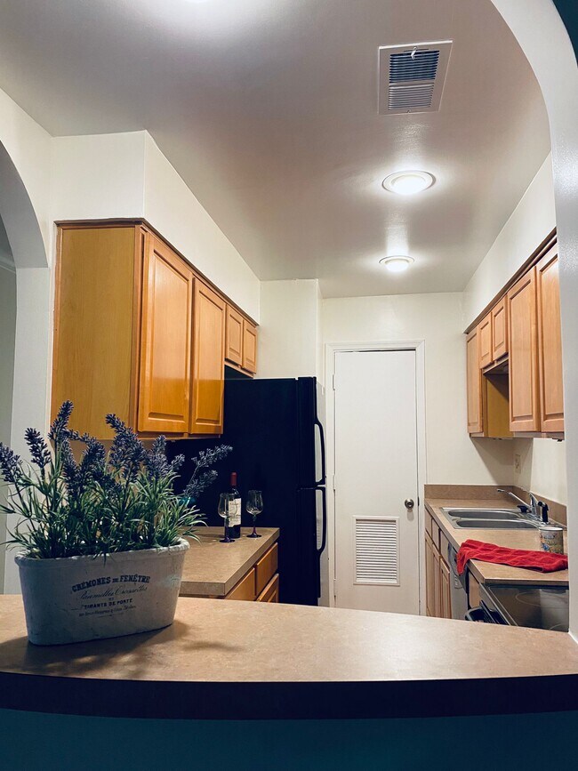 Kitchen (2) - 5802 Torington Dr