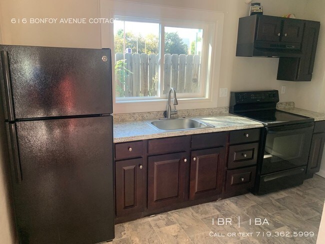 Foto del edificio - One Bedroom Cottage