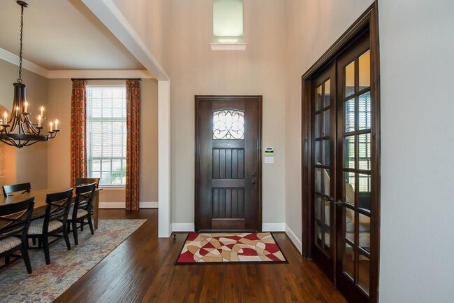 Foto del edificio - 6205 Southwind Ln