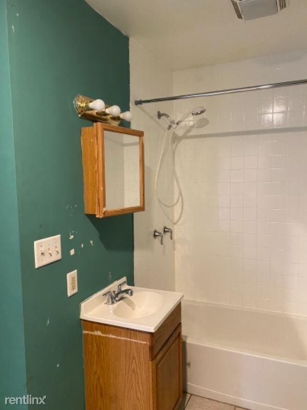 Foto del edificio - 4 br, 2 bath House - 548 3rd Ave