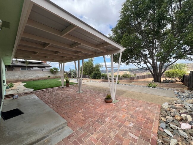 Building Photo - 3 bedroom house for rent
