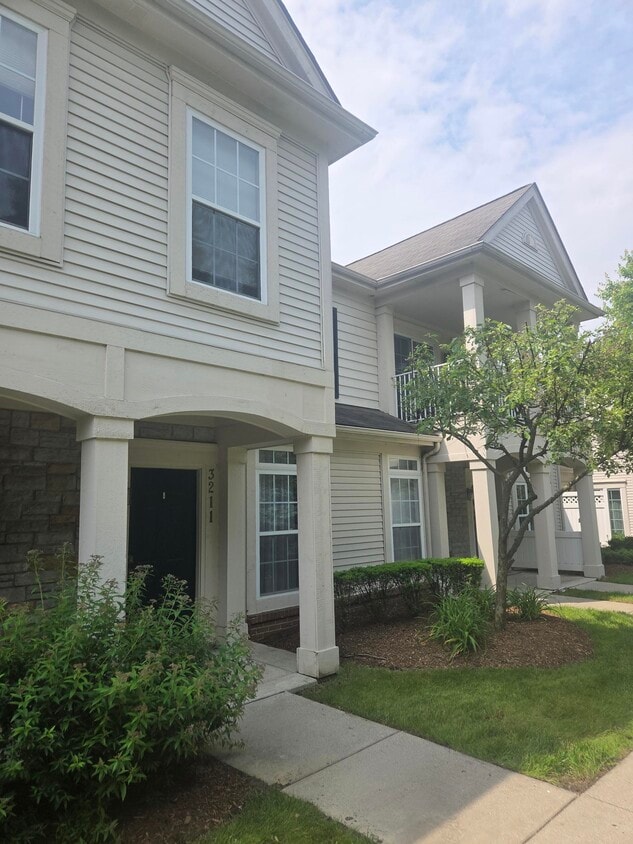 Primary Photo - 3211 Addington Dr