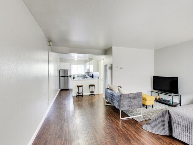 Foto del edificio - 1002 E 23rd St