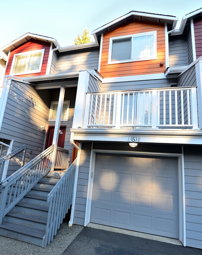 Foto principal - 14538-14512 12th Ave NE