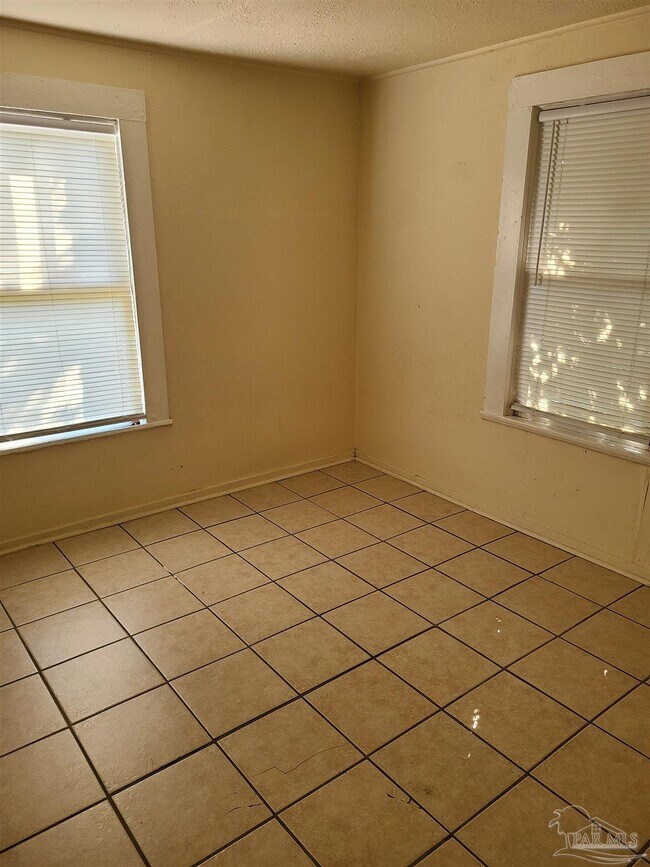 Foto del edificio - 2505 W Brainerd St