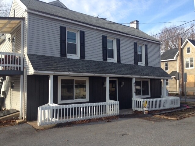 Foto principal - 800 Mohrsville Rd